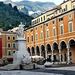 Lavigna Di Nardi Maria Affittacamere 3*